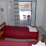 Hotel Faros *
